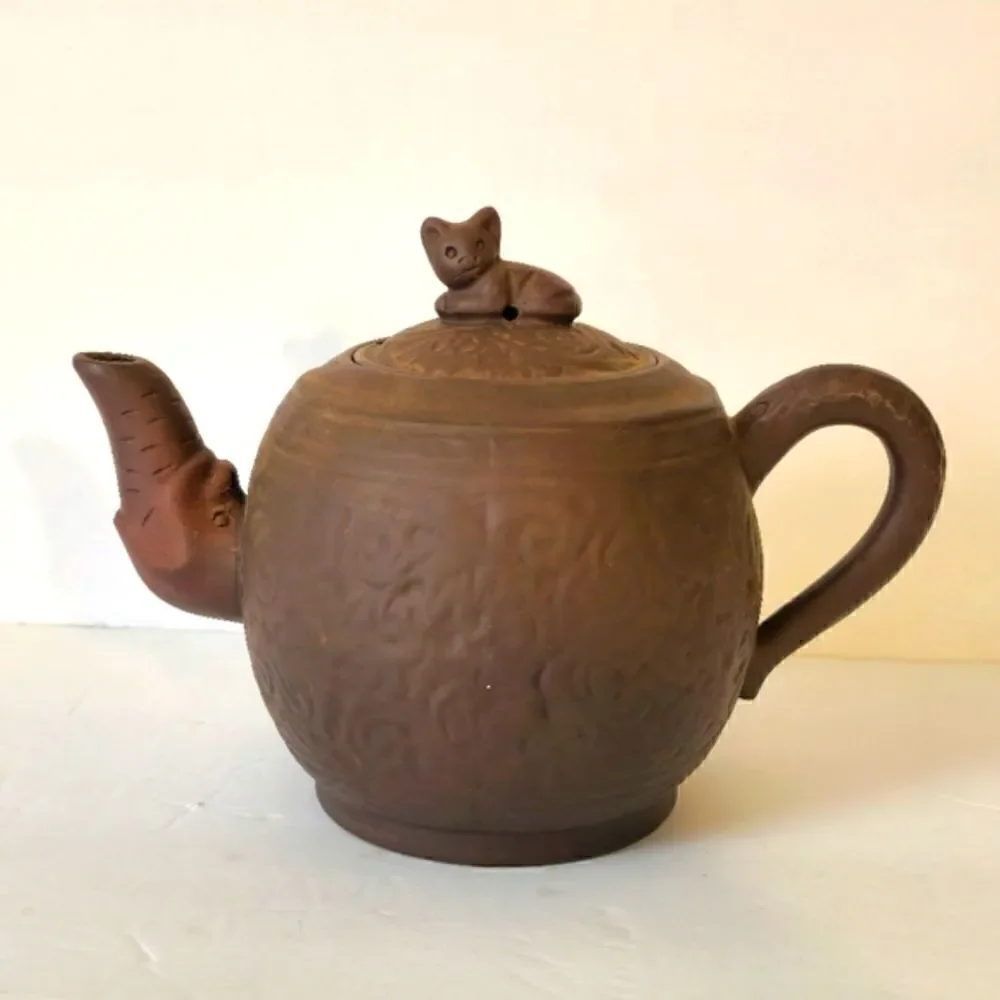 Antique Rare Chinese Zisha Yixing teapot